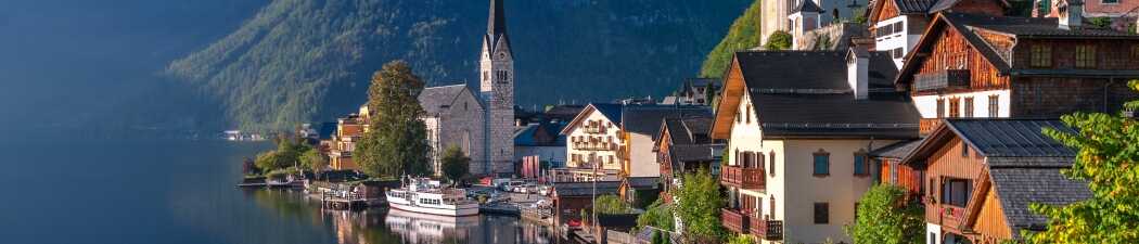 Dra på bilferie til Hallstatt
