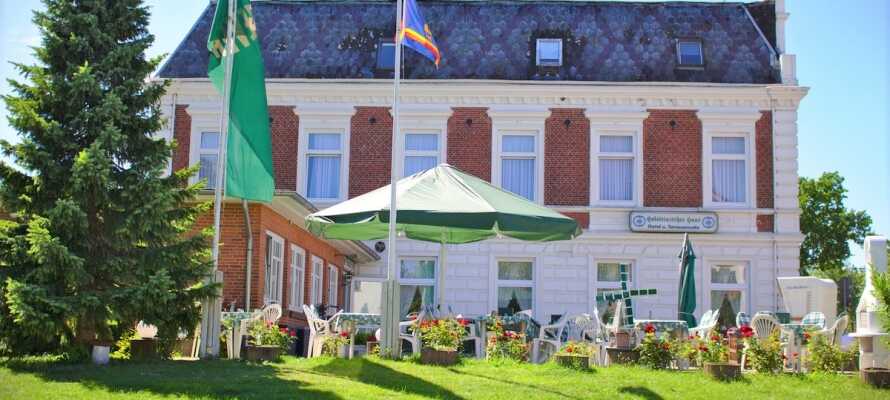 Bo billigt på Hotel Holsteinisches Haus i Friedrichstadt